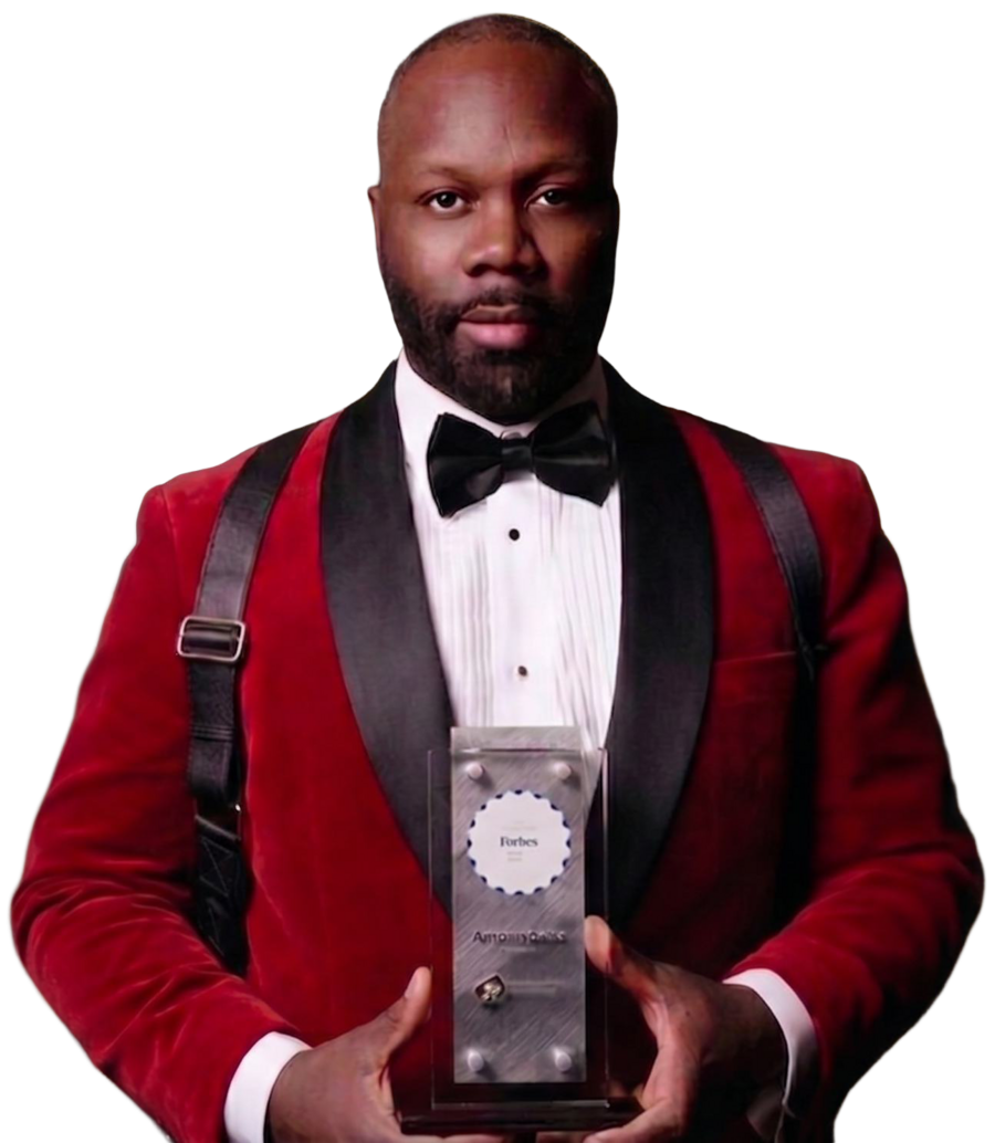 Antoine Sallis, AI fintech strategist and credit optimization pioneer, holding a Forbes award